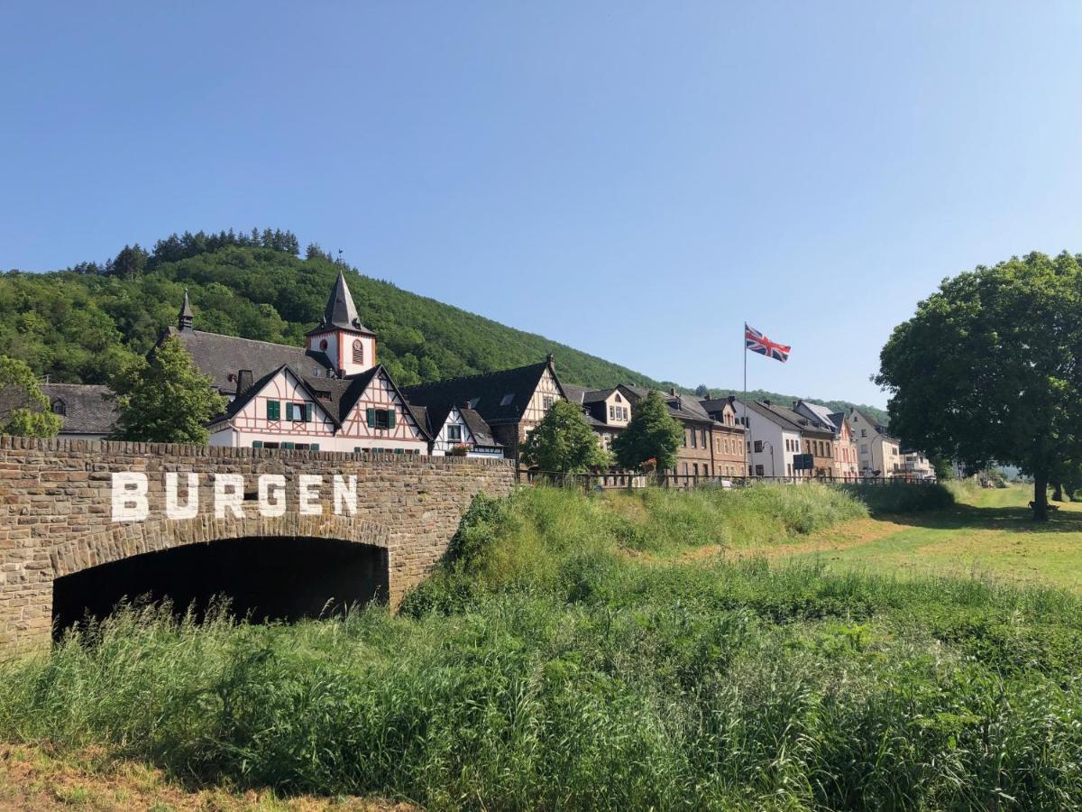 Moselburgblick Appartement Burgen  Buitenkant foto